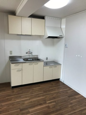 一棟売り 金沢市三十苅町（乙丸駅） 中古マンション 額中央ビル 8階建