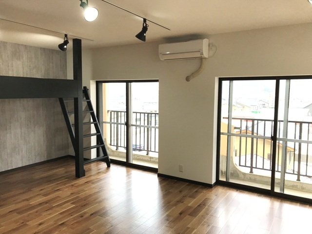 一棟売り 金沢市三十苅町（乙丸駅） 中古マンション 額中央ビル 8階建