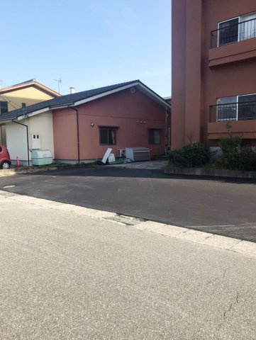 一棟売り 金沢市三十苅町（乙丸駅） 中古マンション 額中央ビル 8階建