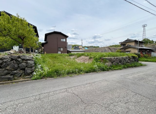 加賀市山田町 約85.7坪 売土地 角地 建築条件なし