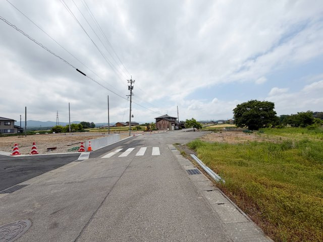 小松市 小野町、河田町 全9区画 造成地 国府中学校近く 参考：H-2