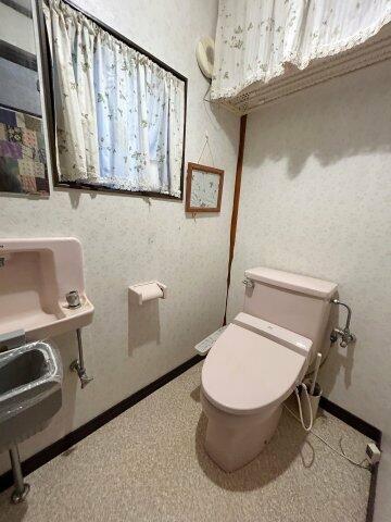 射水市 三日曽根（新町口駅） 2階建 １０ＤＫ