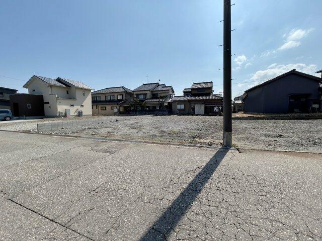 射水市 三日曽根（第一イン新湊クロスベイ前駅） 住宅用地