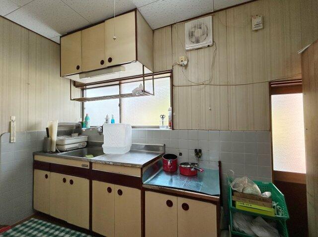金沢市 久安３丁目（押野駅） 2階建 ４ＬＫ