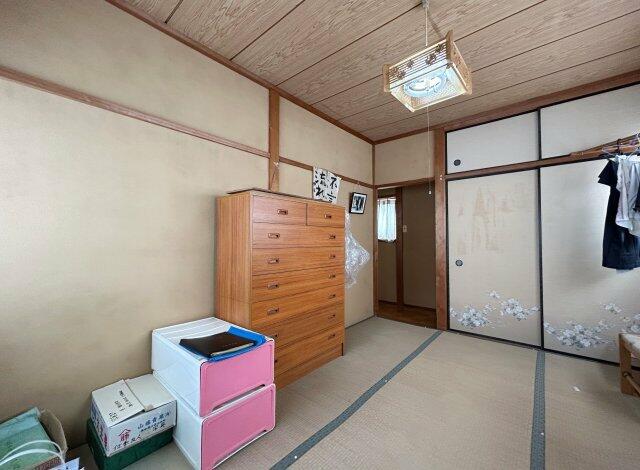 金沢市 久安３丁目（押野駅） 2階建 ４ＬＫ