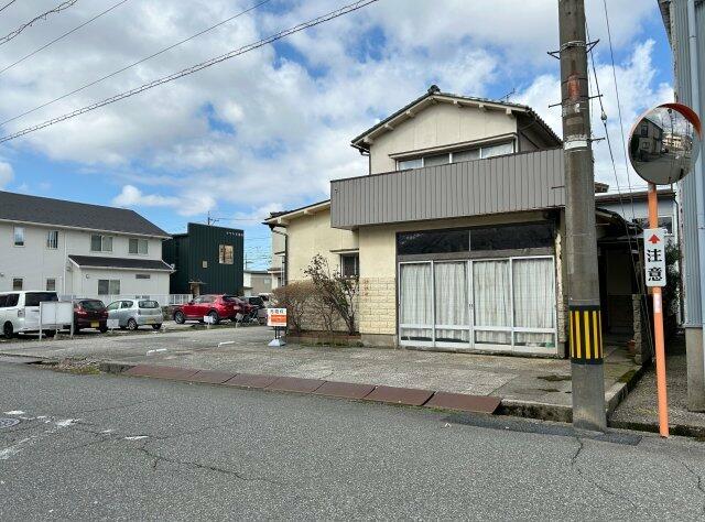 金沢市 横川３丁目（押野駅） 2階建 ６Ｋ