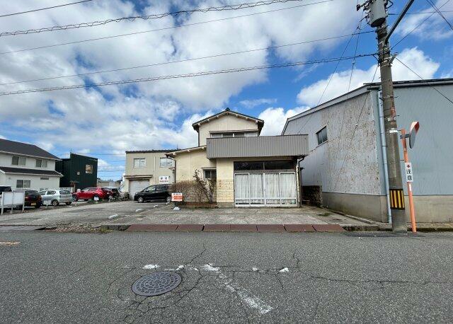 金沢市 横川３丁目（押野駅） 2階建 ６Ｋ