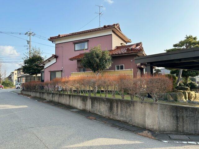 小松市 吉竹町５丁目（小松駅） 2階建 ８ＤＫ