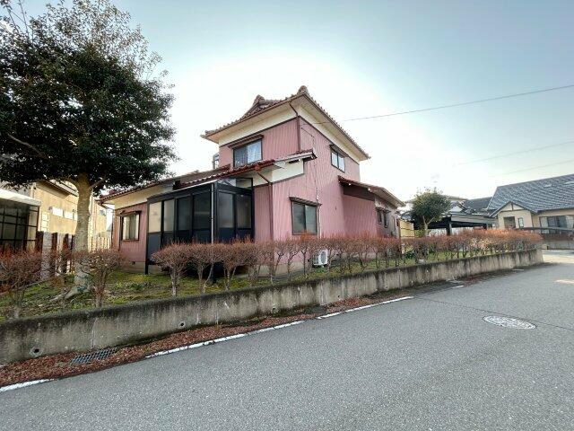 小松市 吉竹町５丁目（小松駅） 2階建 ８ＤＫ