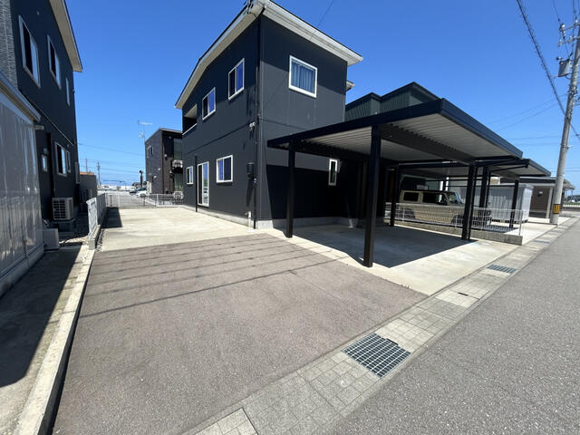 能美市 大長野町（明峰駅） 2階建 ４ＬＤＫ