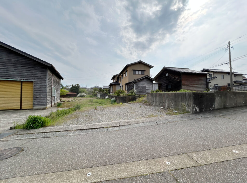 白山市 湊町 売土地 65.98坪 建築条件なし